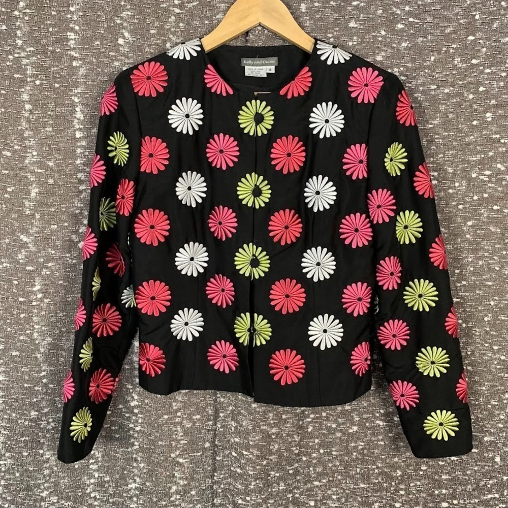 Vtg Kelly and Diane 100% Silk Floral Embroidered Blazer Jacket Black Pink Size 4